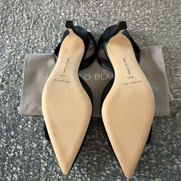 NEW Manolo Blahnik Maysli Buckle Slingback Pointed Toe Pump - Picture 8 of 10